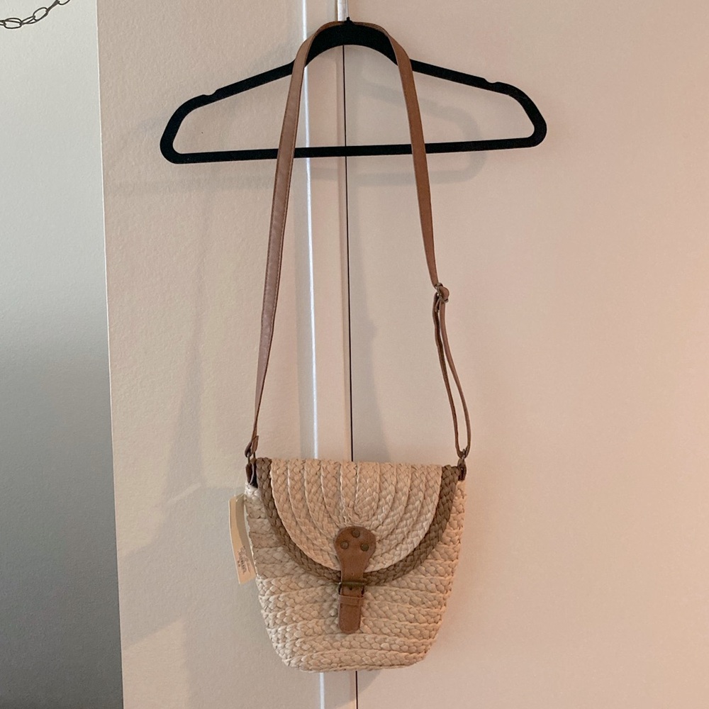 Bay Sky Woven Straw Crossbody Bag